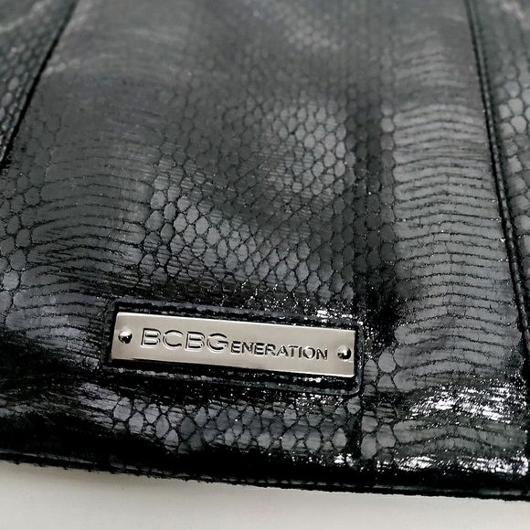 EUC BCBGeneration Black Clutch - Picture 3 of 10
